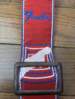 FENDER VINTAGE METAL BUCKLE GUITAR STRAP