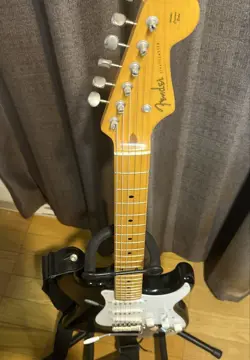 FENDER JAPAN STRATOCASTER T SERIAL
