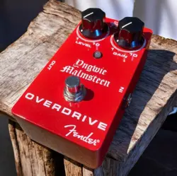FENDER YNGWIE MALMSTEEN OVERDRIVE PEDAL W/ ORIGINAL BOX