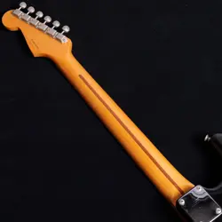 FENDER CLASSIC SERIES 50S STRATOCASTER