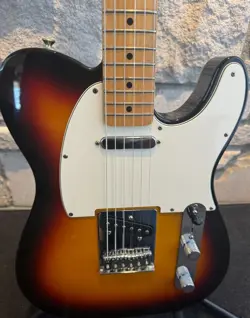 2008 FENDER STANDARD