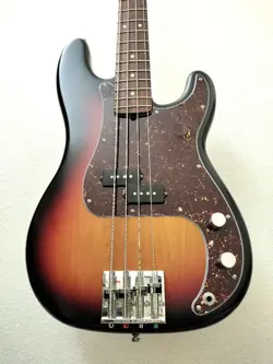 FENDER HIGHWAY ONE PRECISION BASS SAFE PACKING!