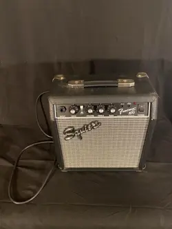 SQUIER AMP FENDER