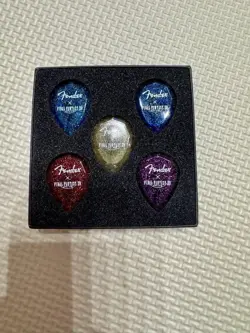 FENDER 75TH SPECIAL LIMITED GUITAR PICKS FINAL FANTASY XIV CRYSTAL SHARDS 