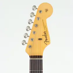 62 STRATOCASTER RELIC
