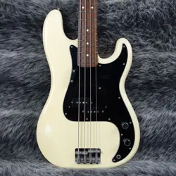 FENDER PB70-70US OLYMPIC WHITE BASS GUITAR