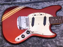 FENDER MUSTANG COMPETITION RED '71