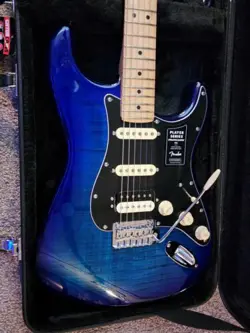 STRATOCASTER 2024 HSS