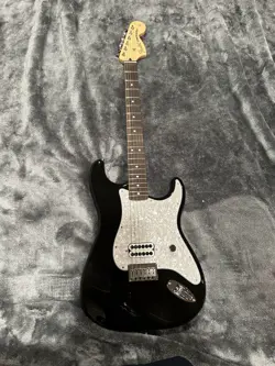 FENDER STRATOCASTER TOM DELONGE MODEL 