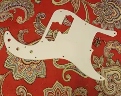 SQUIER BY FENDER PRECISION BASS 