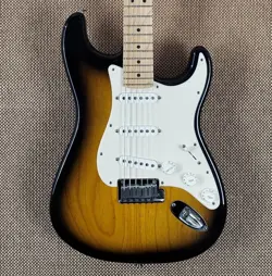 2004 FENDER 50TH ANNIVERSARY STRATOCASTER - ASH BODY - EXCELLENT CONDITION