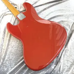 MAINTAINED COLOR FENDER JAPAN JAZZ BASS FRD