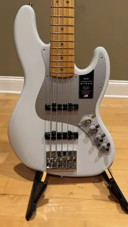 GUITAR AVALANCHE WHITE