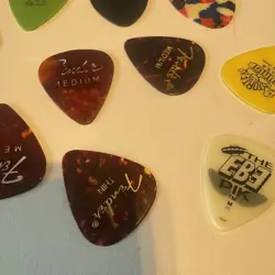 OLD GUITAR PICKS