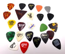 GIBSON FENDER VARIOUS