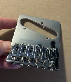 FENDER TELECASTER BRIDGE 6 SADDLE