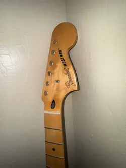 MAPLE FENDER MUSTANG NECK MADE IN MEXICO 