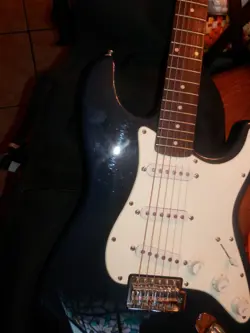 SQUIER BY FENDER AFFINITY SERIES STRAT 6 STRING ELECTRIC GUITAR DARK BLUE