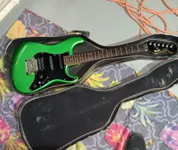 VINTAGE 1985 FENDER CONTEMPORARY STRATOCASTER JAPAN METALLIC GREEN