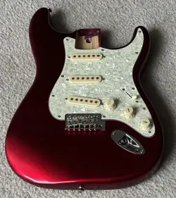2005 STARCASTER FENDER