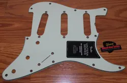 PICKGUARD 60'S VINTERA