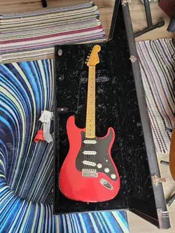 FENDER 57 REISSUE STRATOCASTER