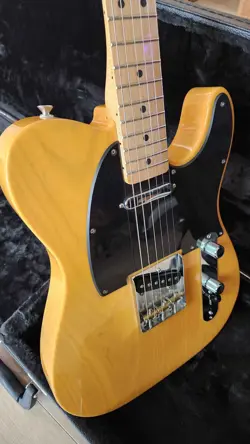 FENDER SPECIAL EDITION DELUXE ASH TELECASTER MAPLE FRETBOARD BUTTERSCOTCH BLONDE