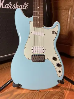 2017 FENDER PLAYER DUO SONIC HS DAPHNE BLUE WITH ROSEWOOD FINGERBOARD