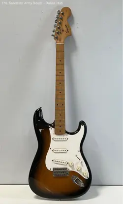 FENDER- SQUIER