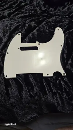 FENDER TELECASTER PICK GUARD 