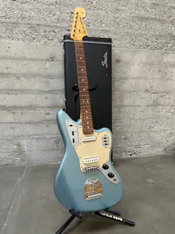 METALLIC WITH FENDER