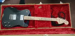 ELECTRIC GUITAR WITH AMP AND CASE