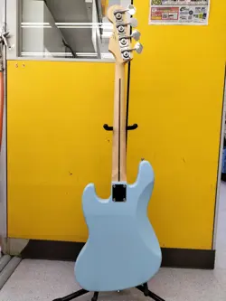 COLLECTION ELECTRIC BASS