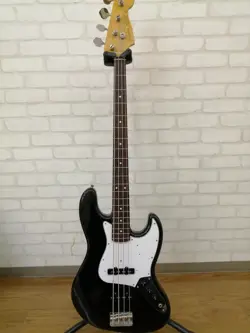 FENDER JAPAN JB62-US ELECTRIC BASS VINTAGE STYLE, USED