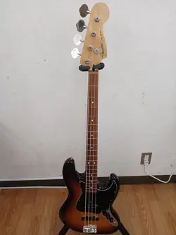FENDER JAPAN JAZZ BASS - 1999-2002 MODEL - USED ELECTRIC BASS GUITAR