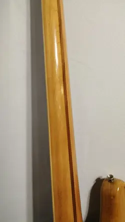 ROSEWOOD FINGERBOARD ASH