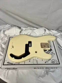 PRECISION/P-BASS ARCTIC