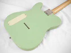 FENDER PARANORMAL BARITONE