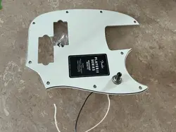 PICKGUARD SWITCH WHITE