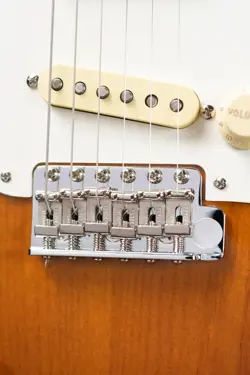 SUNBURST W/ HARDSHELL