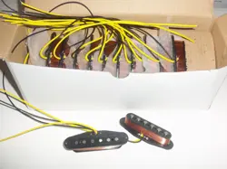GUITAR PICKUPS ALNICO