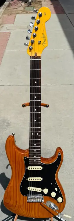 FENDER AMERICAN PROFESSIONAL II STRATOCASTER RW ROASTED PINE WITH HARDSHELL CASE