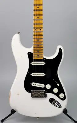 STRAT RELIC WHITE
