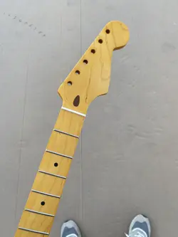 YELLOW 21 FRET MAPLE STRAT ST ELECTRIC GUITAR NECK  FOR FENDER STRAT REPLACE