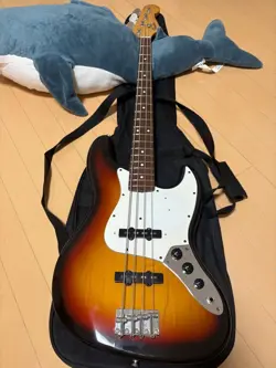 ELECTRIC BASS GUITAR FENDER JAZZ SUNBURST 1993 MADE IN JAPAN WITH CASE