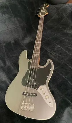 FENDER JAPAN AERODYNE JAZZ BASS DOLPHIN GRAY