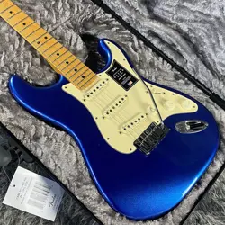 FENDER AMERICAN ULTRA STRATOCASTER COBRA BLUE NO.YG659