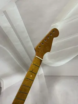 21FRET ROASTED MAPLE ST ELECTRIC GUITAR NECK 25.5INCH GLOSS FENDER STRAT REPLACE
