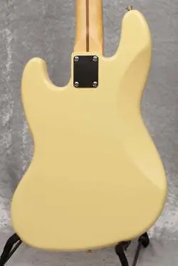 FENDER JAPAN JUNIOR COLLECTION JAZZ BASS  SATIN VINTAGE WHITE