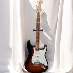 SERIES STRATOCASTER PF3TS